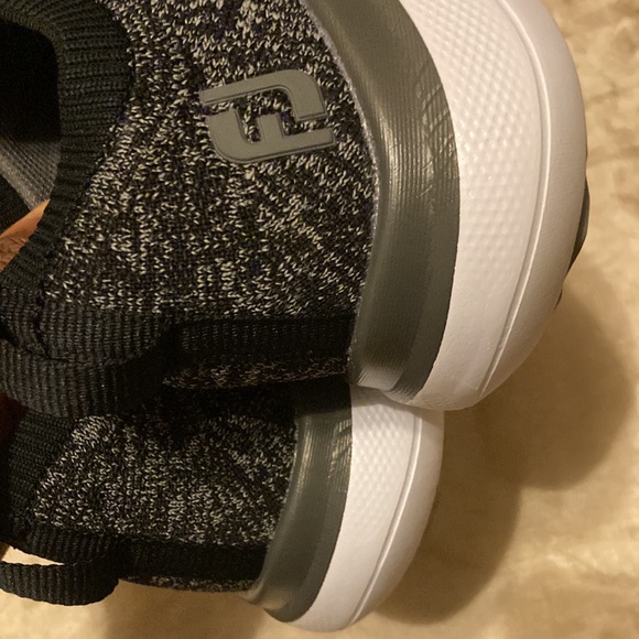 FootJoy Women's Flex XP Golf Shoes (Black/Grey/White) - Picture 6 of 7